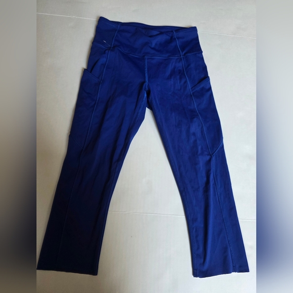 Lululemon Athletica Size 6 Blue Athletic Leggings Used Excellent Condition. - Picture 1 of 9